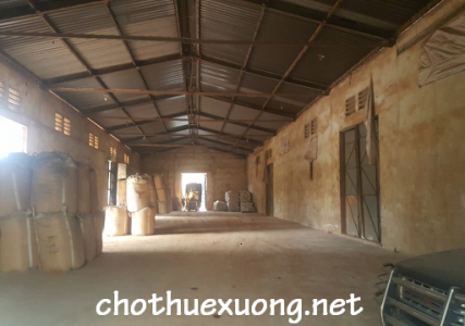 Cho thuê nhà xưởng gần ga Yên Viên, Gia Lâm Hà Nội DT 705m2 giá rẻ